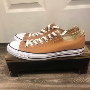 Men’s converse